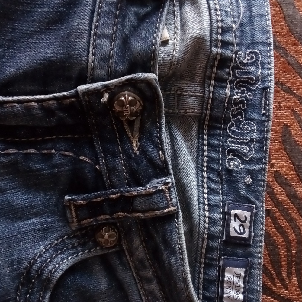 Jeans - Picture 3 of 5